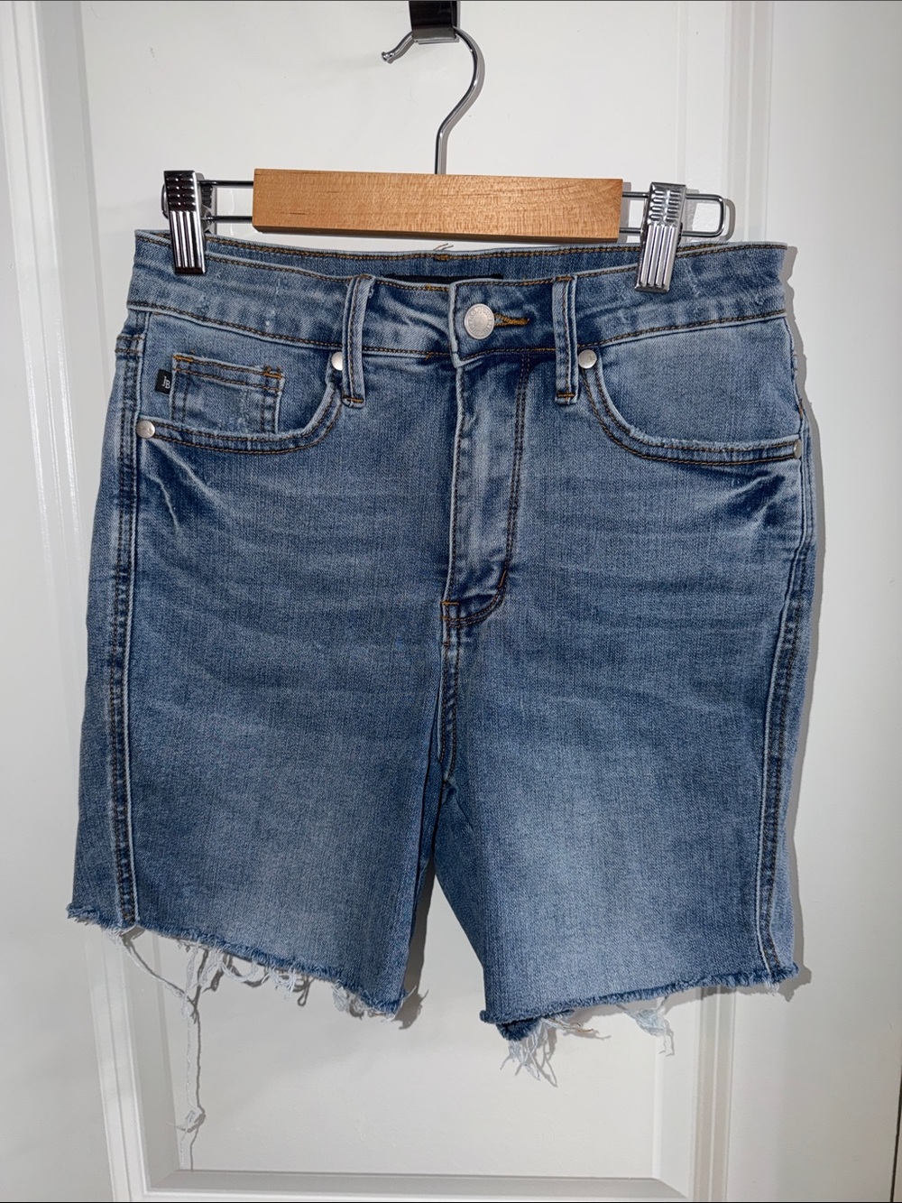 Judy Blue brand Classic High-Rise Blue jean Denim Women’s Shorts size small